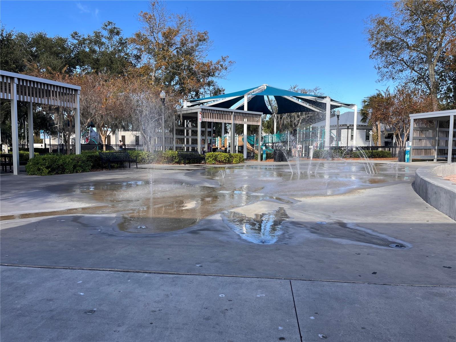 HOLIDAY GARDENS ESTATES - Residential