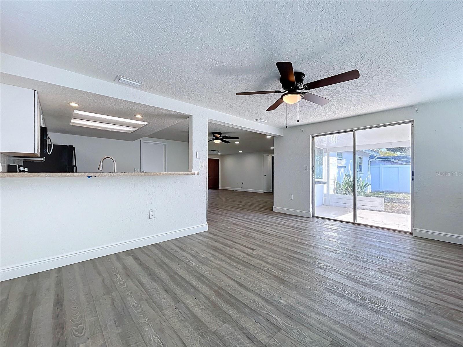 HOLIDAY GARDENS ESTATES - Residential