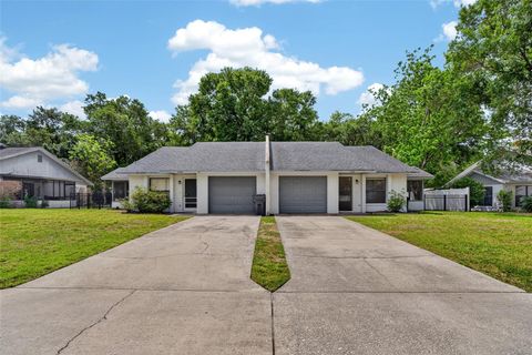 Photo of 1140 Dosseywood Lane, Lakeland, FL 33811 (MLS # L4961122)