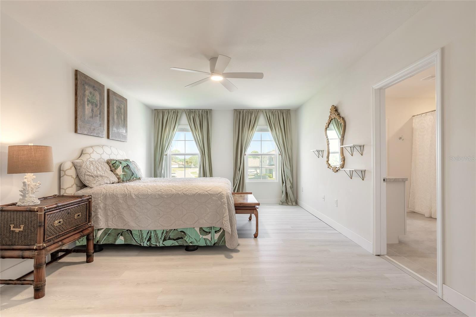 WOODBRIDGE LKS/EDGEWATER - Residential