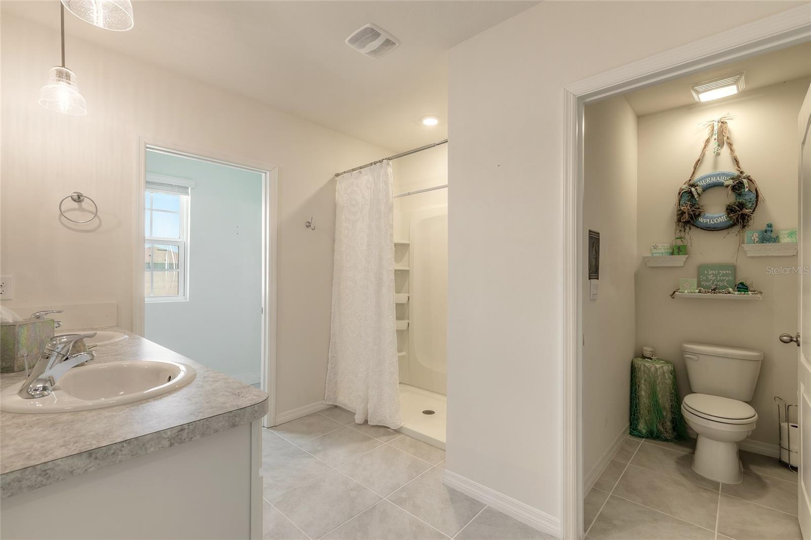 WOODBRIDGE LKS/EDGEWATER - Residential