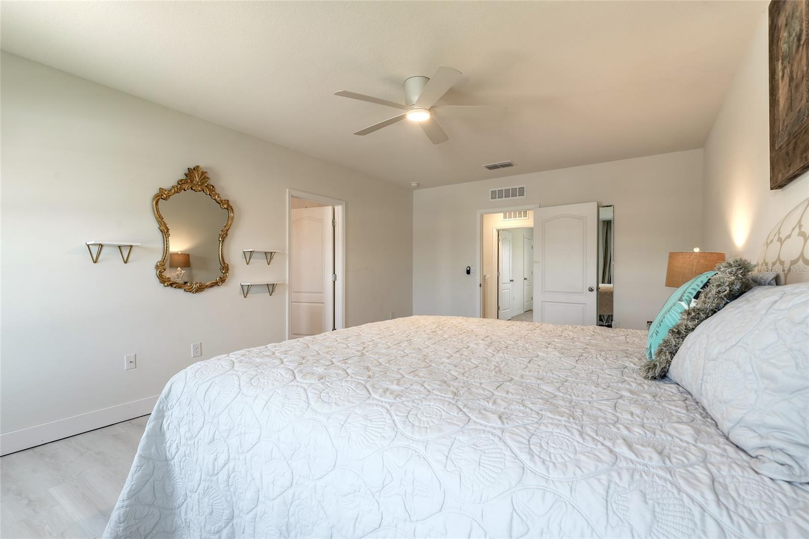 WOODBRIDGE LKS/EDGEWATER - Residential