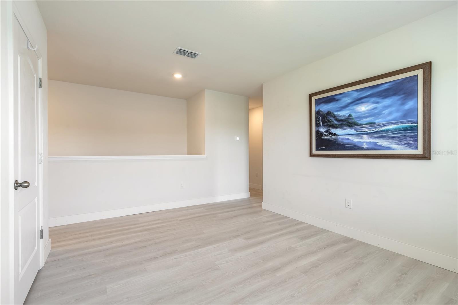 WOODBRIDGE LKS/EDGEWATER - Residential