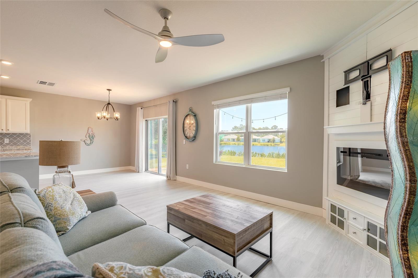 WOODBRIDGE LKS/EDGEWATER - Residential