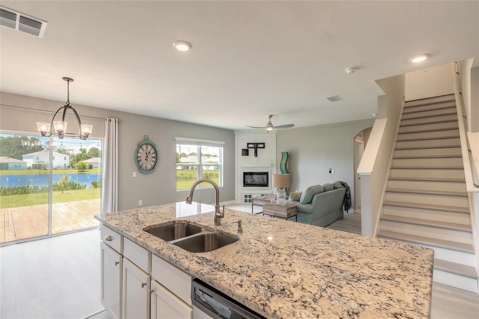 WOODBRIDGE LKS/EDGEWATER - Residential