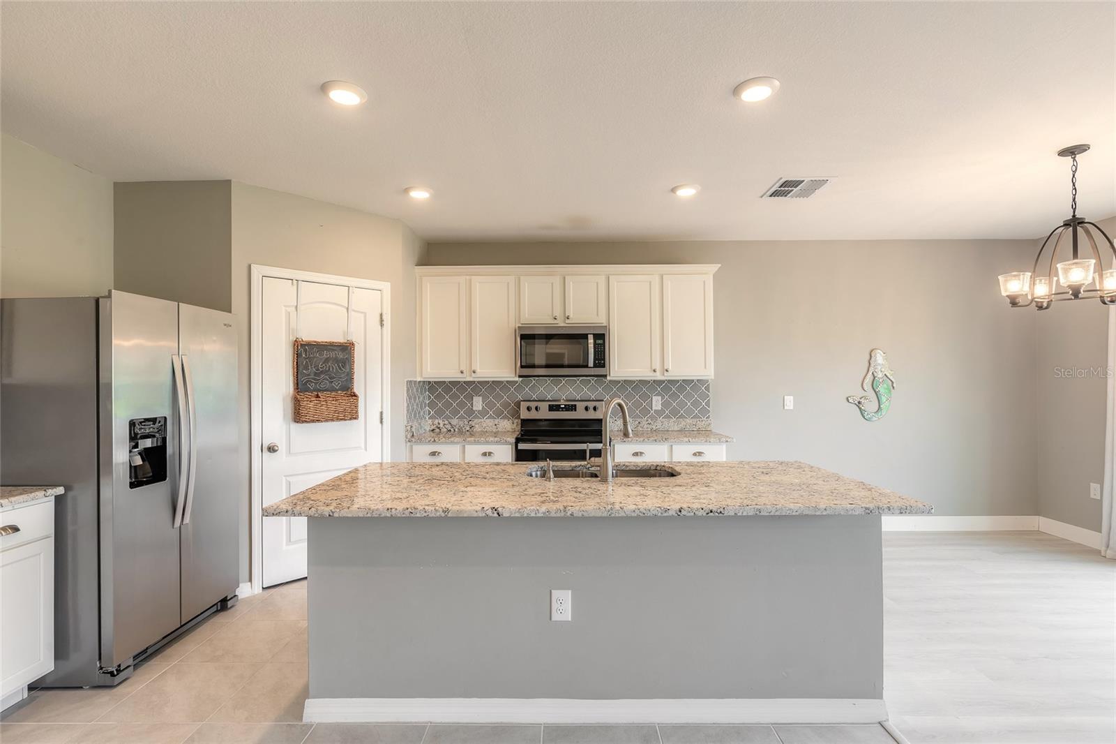 WOODBRIDGE LKS/EDGEWATER - Residential