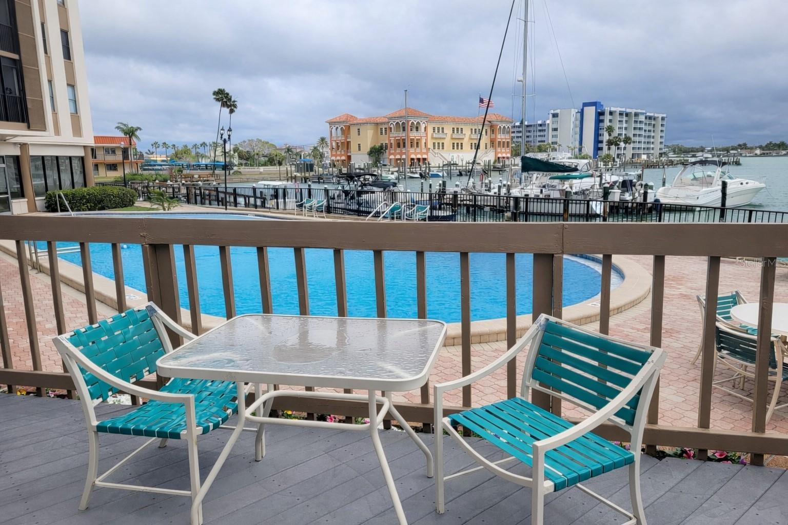 PARADISE ISLAND TOWERS CONDO - Residential