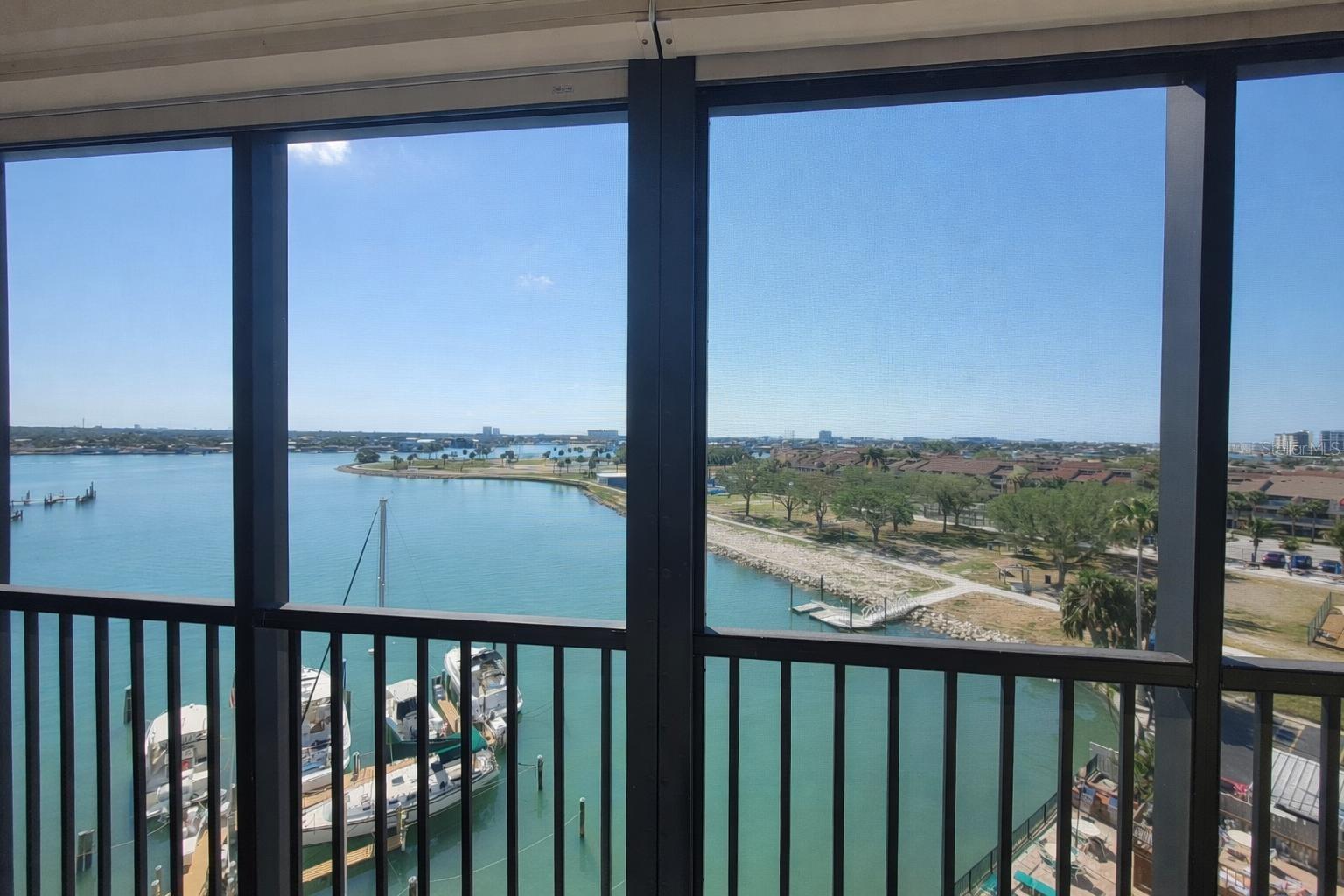 PARADISE ISLAND TOWERS CONDO - Residential