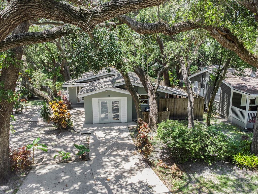 Photo of 600 Tangerine Avenue, Dunedin, FL 34698 (MLS # TB8409043)