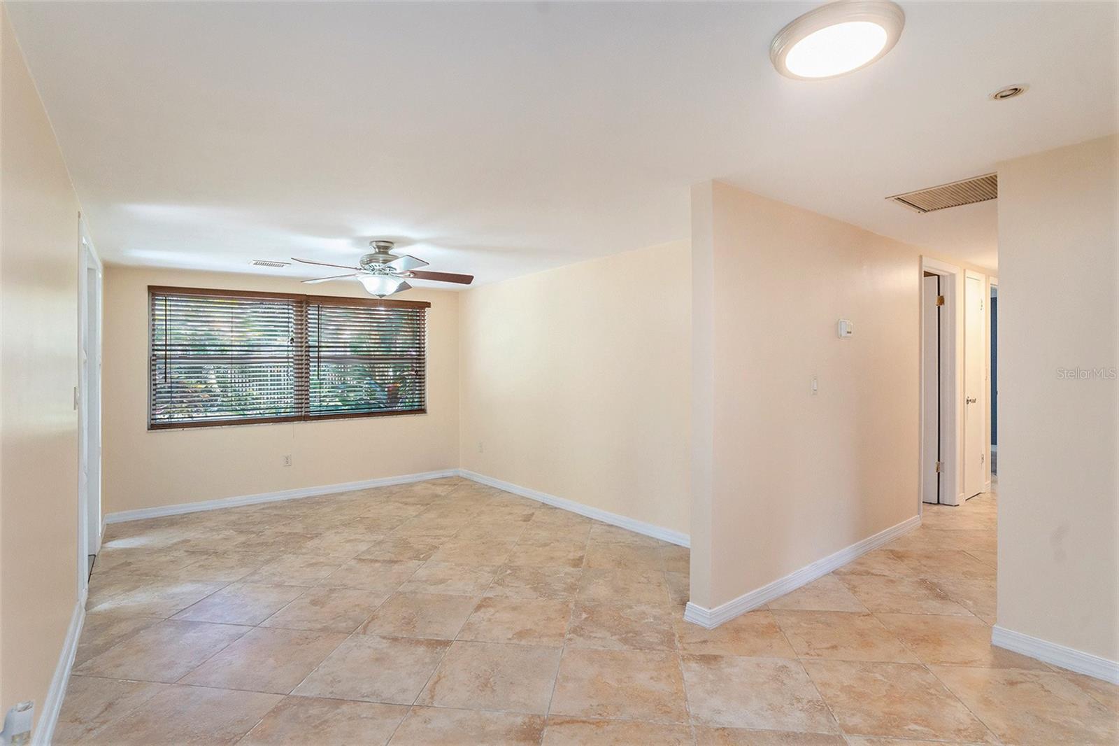 600 TANGERINE AVENUE