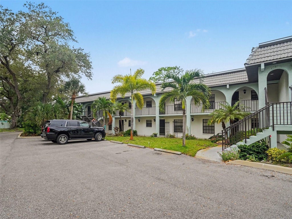 Photo of 149 Englewood Isles Parkway #612, Englewood, FL 34223 (MLS # A4708536)