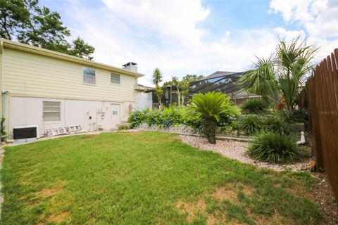 A home in WINTER HAVEN