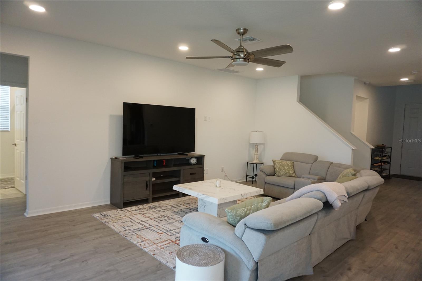 CHAPEL CROSSING - Residential Lease