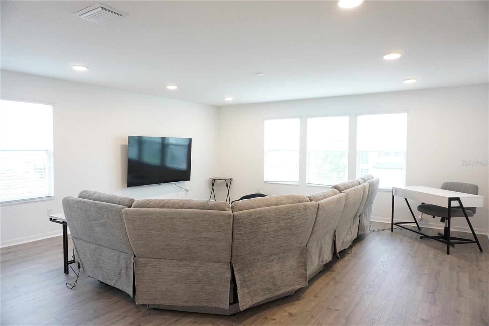 CHAPEL CROSSING - Residential Lease