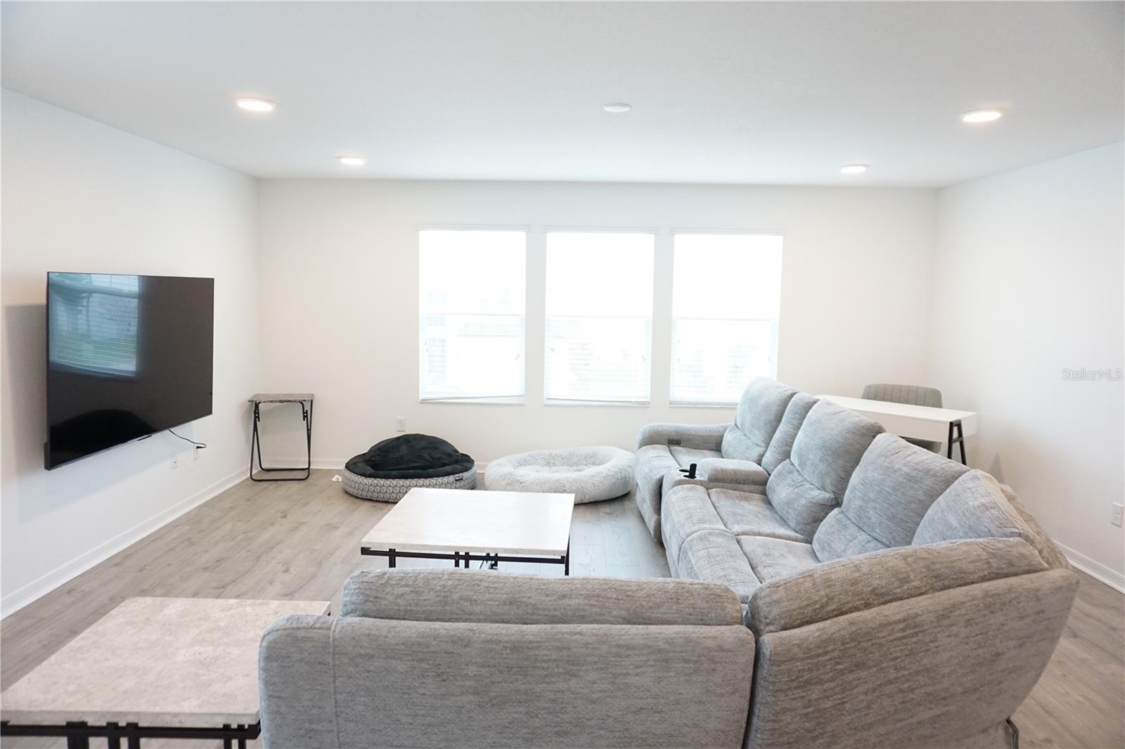 CHAPEL CROSSING - Residential Lease