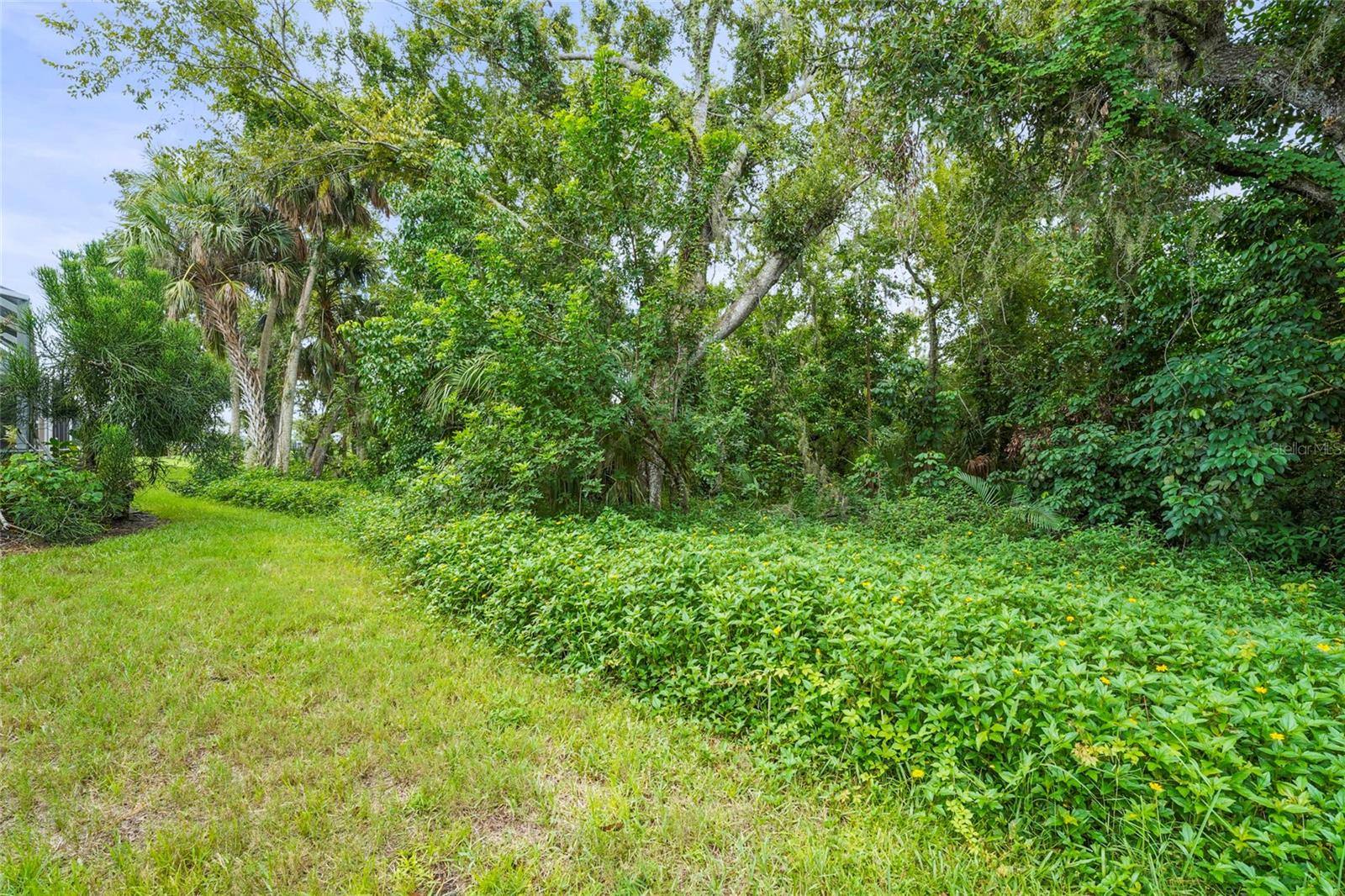 AVALON AT THE VILLAGES OF PALM-AIRE 2 - Residential