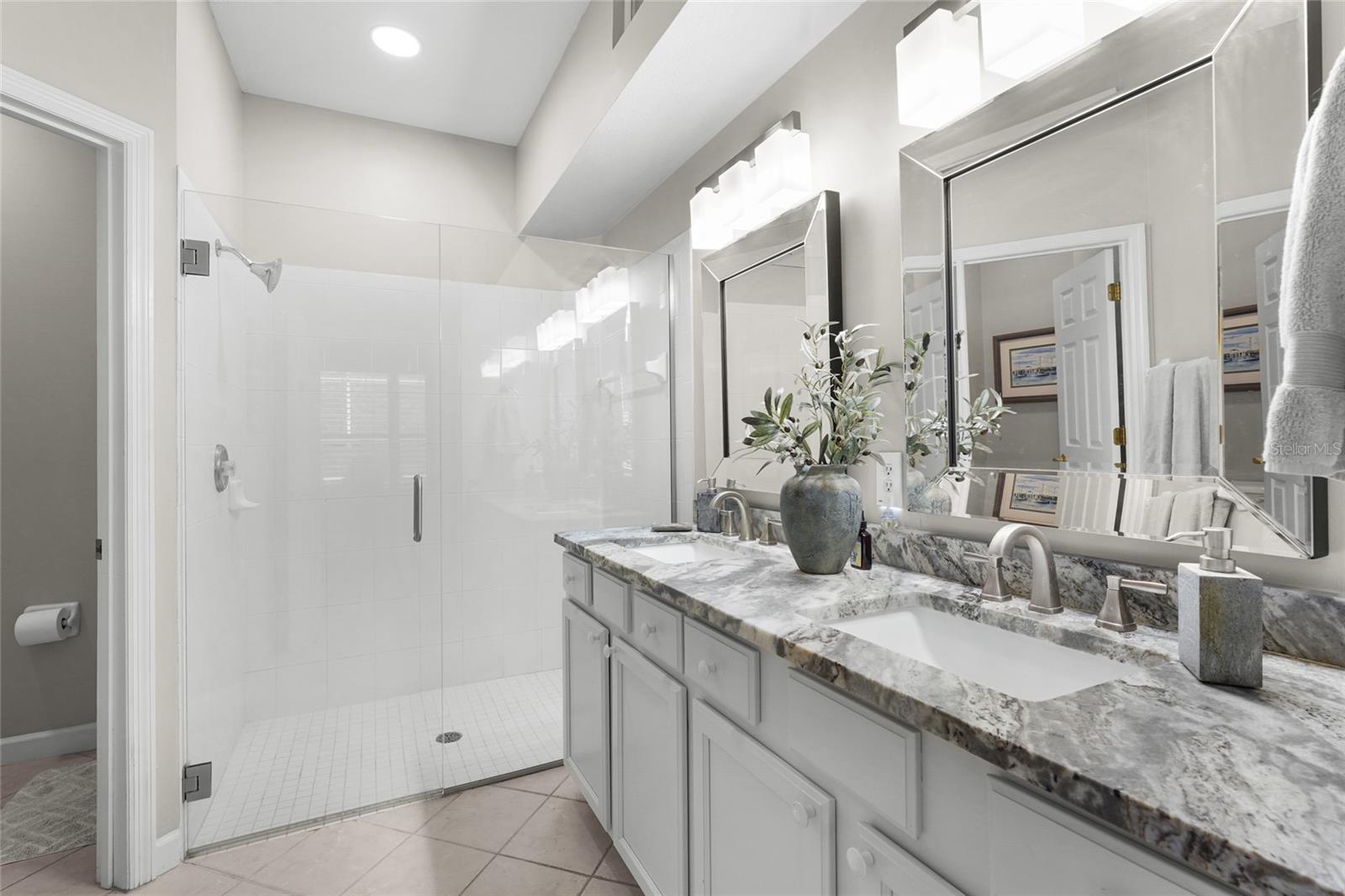 AVALON AT THE VILLAGES OF PALM-AIRE 2 - Residential