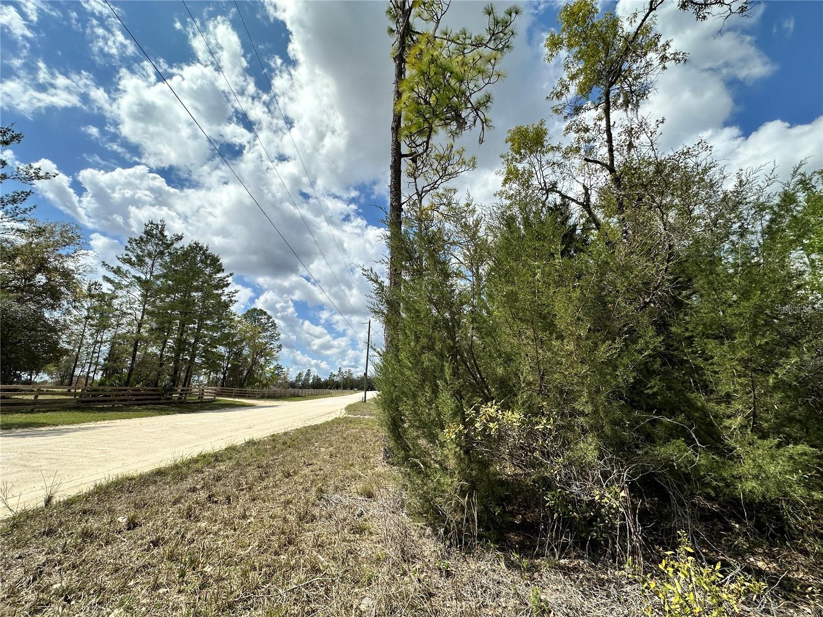 OAK RIDGE ESTATE - Land