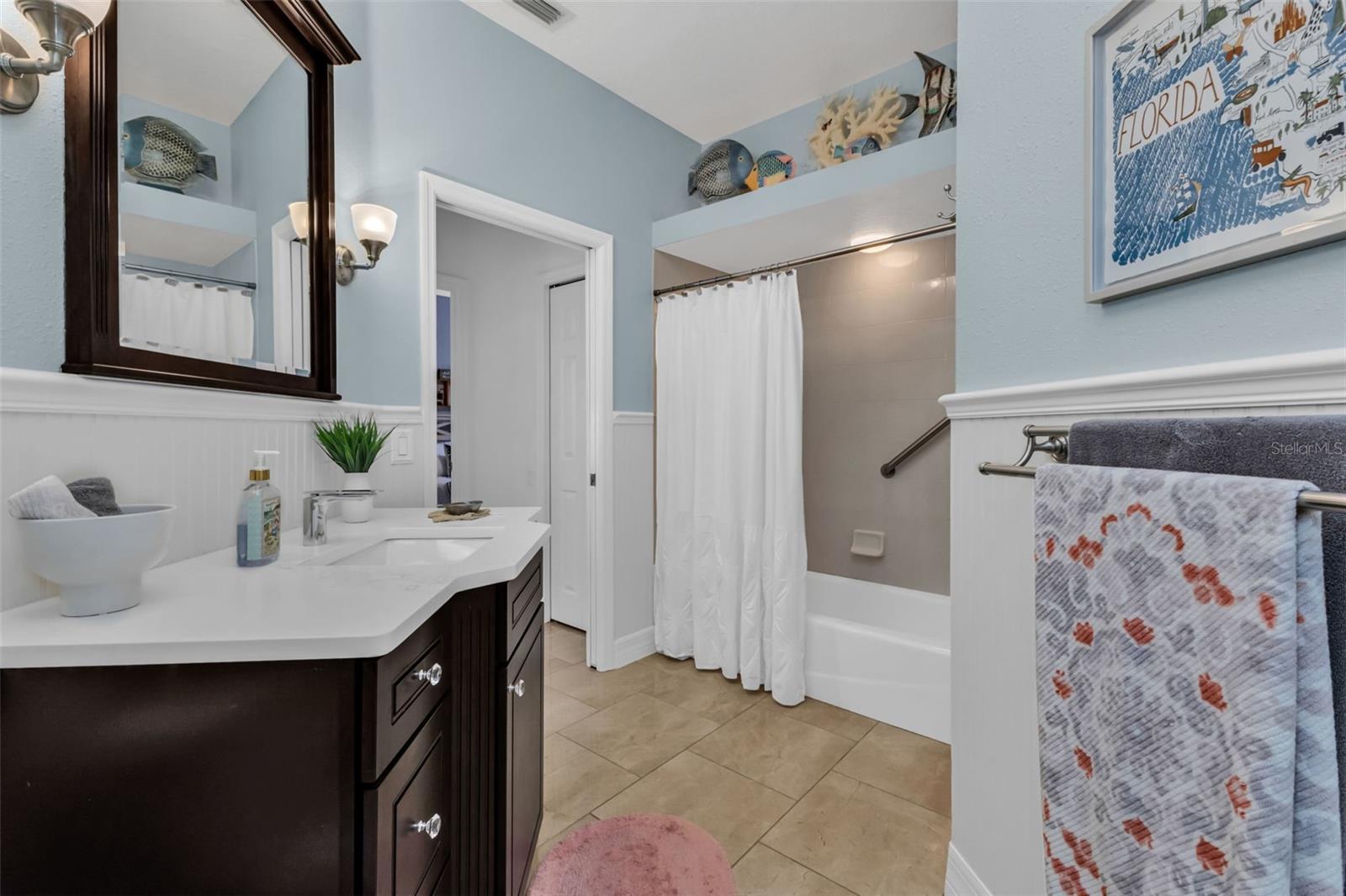 CALUSA LAKES - Residential