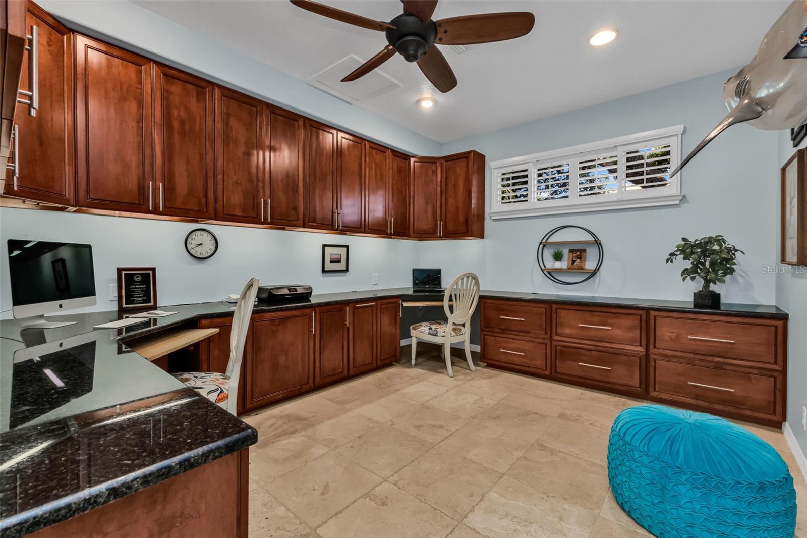 CALUSA LAKES - Residential