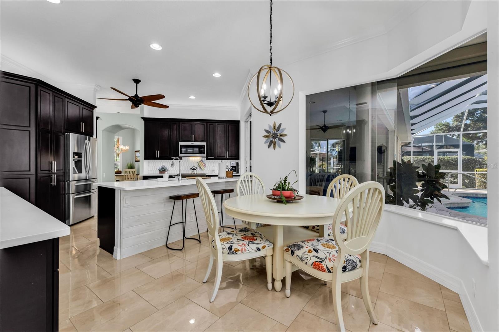 CALUSA LAKES - Residential