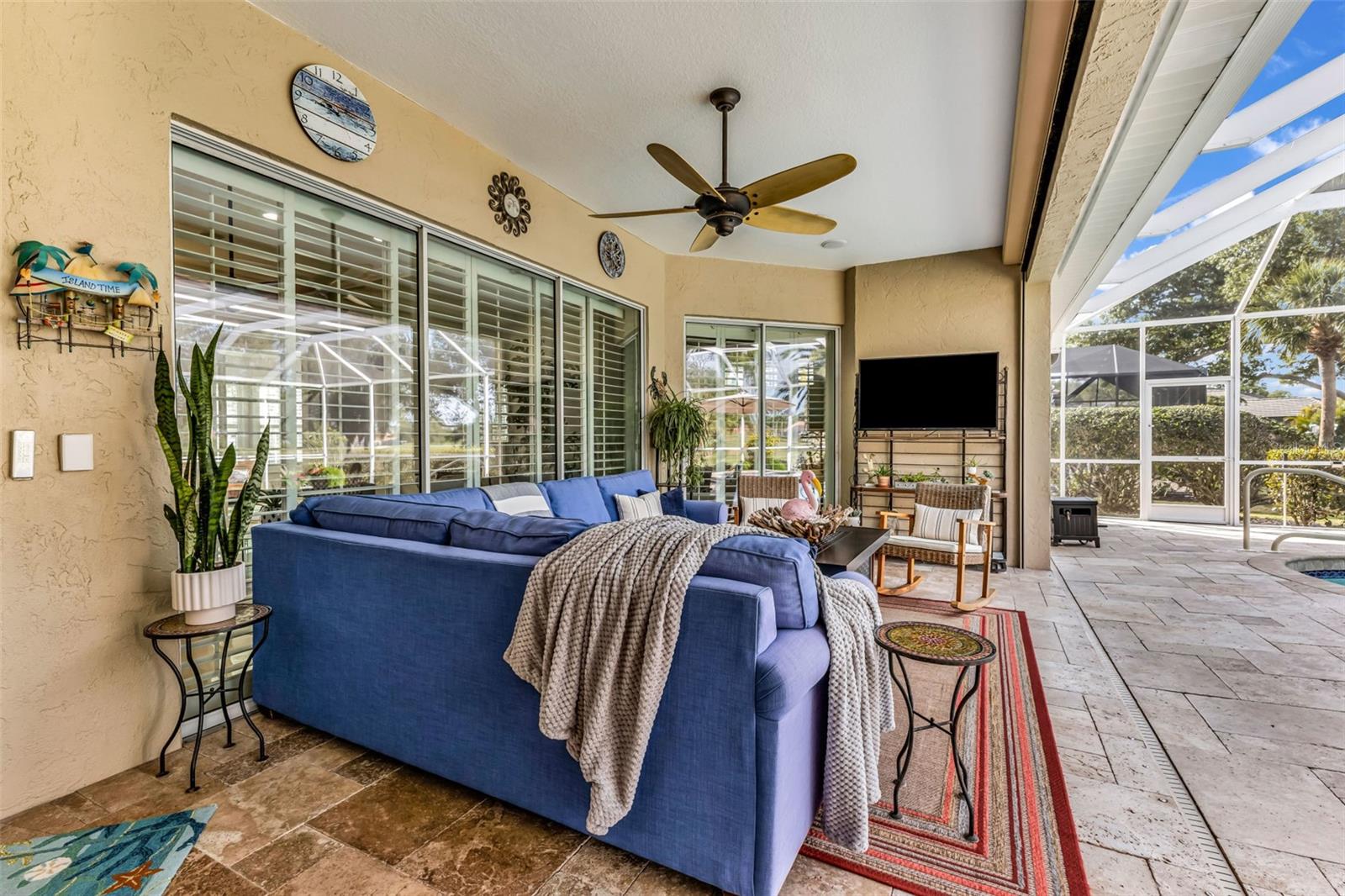 CALUSA LAKES - Residential