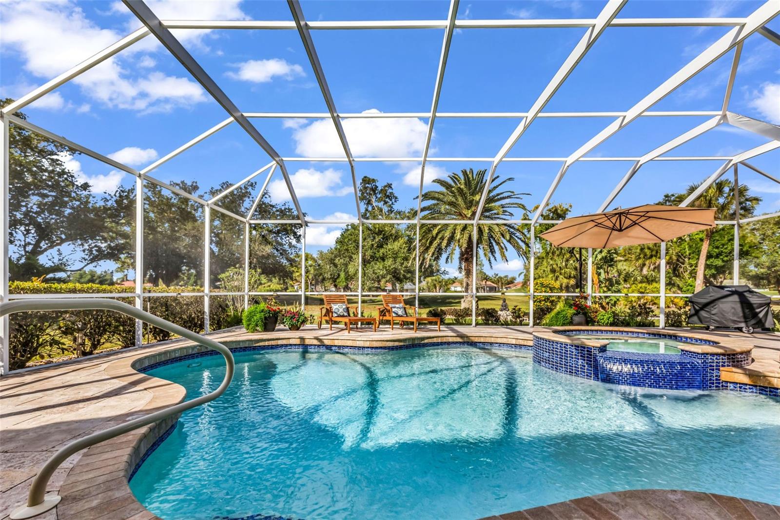 CALUSA LAKES - Residential