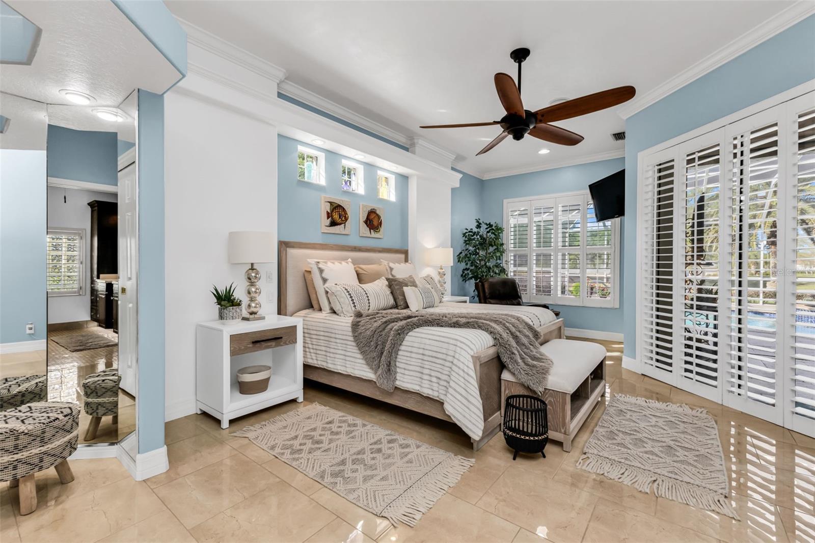 CALUSA LAKES - Residential