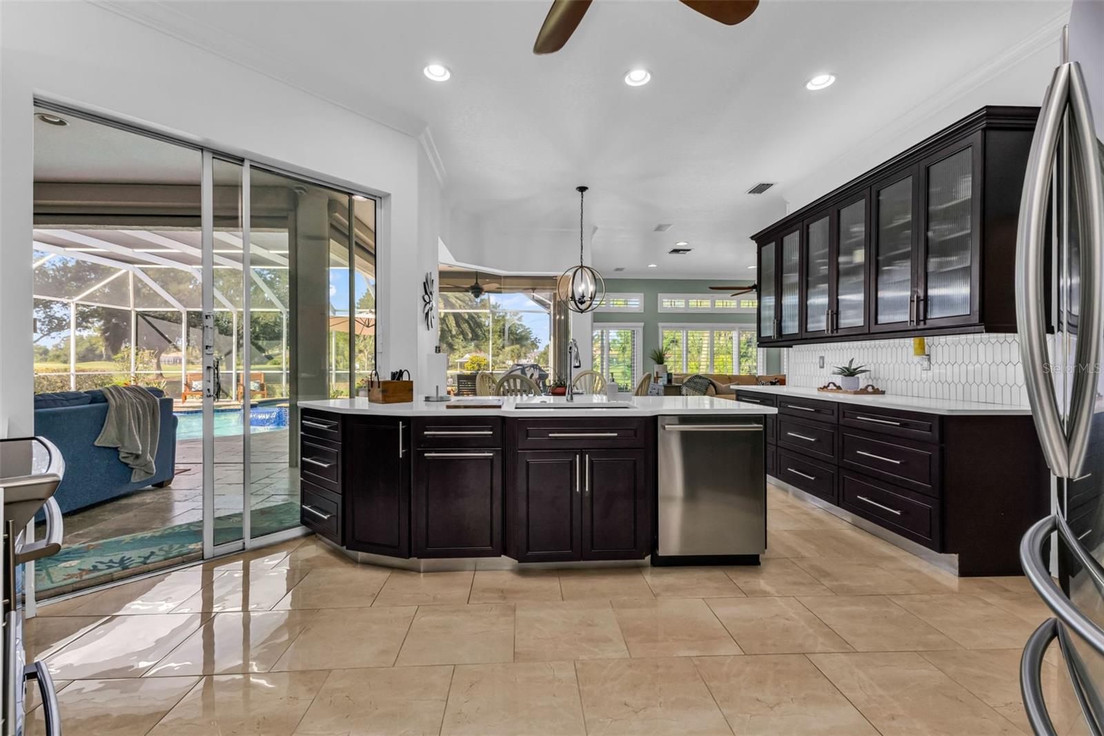 CALUSA LAKES - Residential