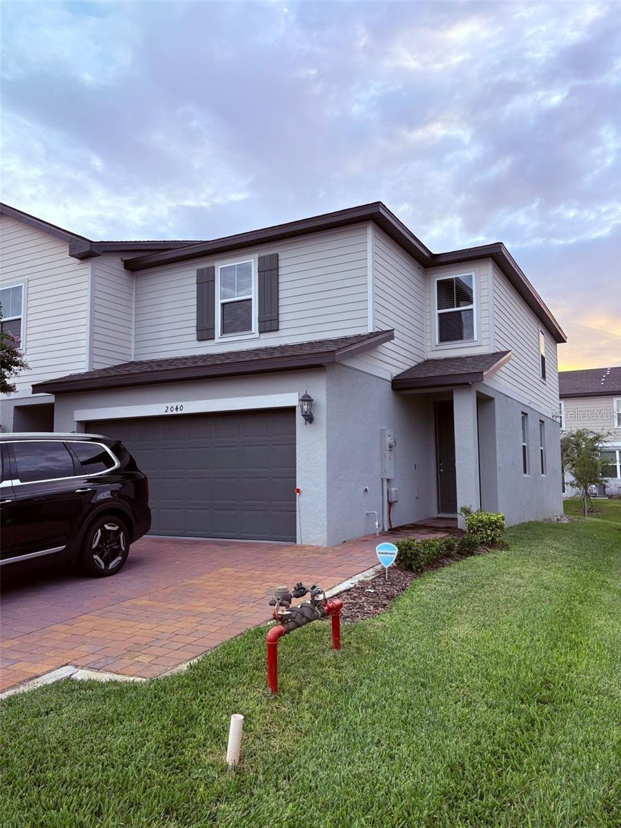 2040 MILKWEED STREET