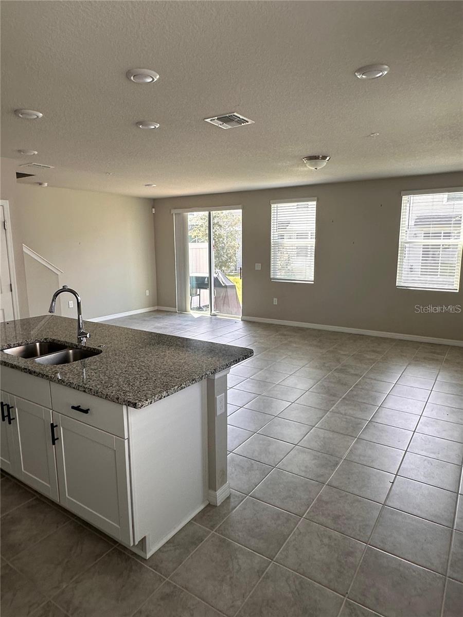 2040 MILKWEED STREET