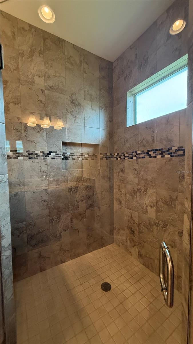 ROTONDA LAKES - Residential Lease