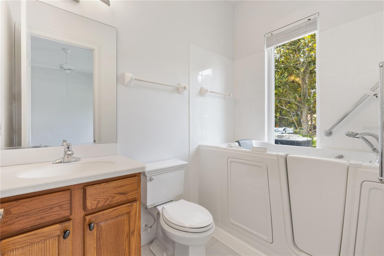 HARBOR HILLS UNIT 01 - Residential Lease