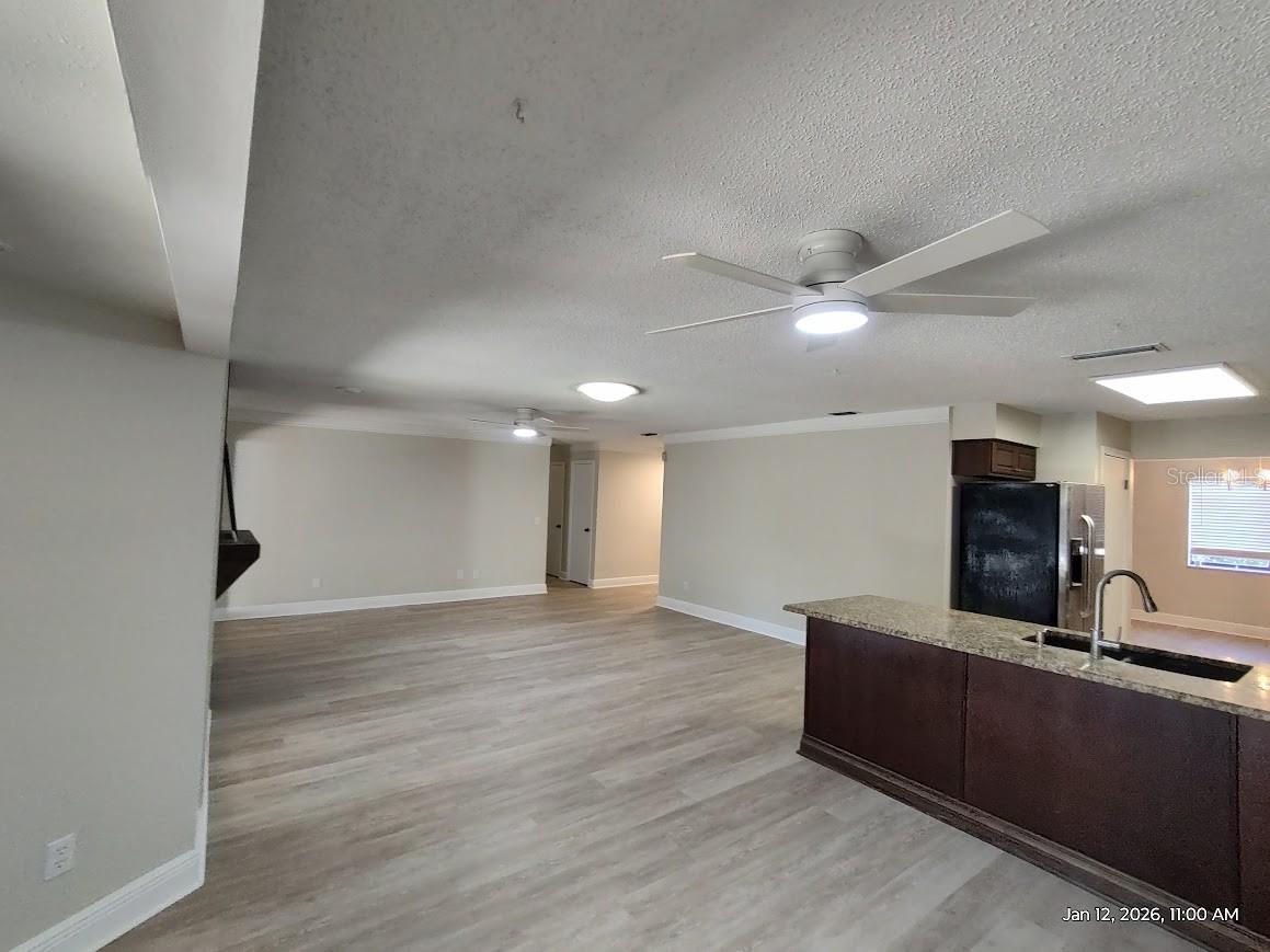 LEONARDO ESTATE - Residential Lease