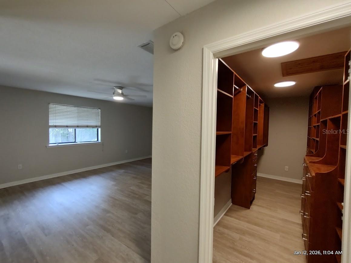 LEONARDO ESTATE - Residential Lease