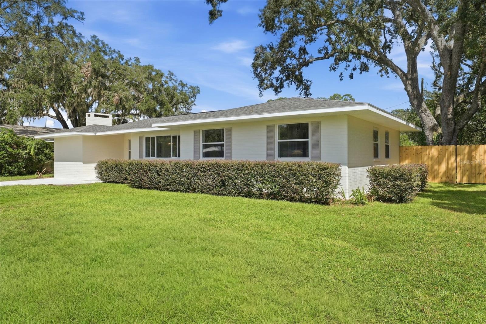 141 SE 33RD AVENUE