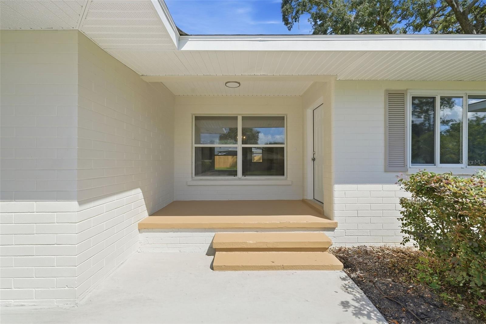 141 SE 33RD AVENUE