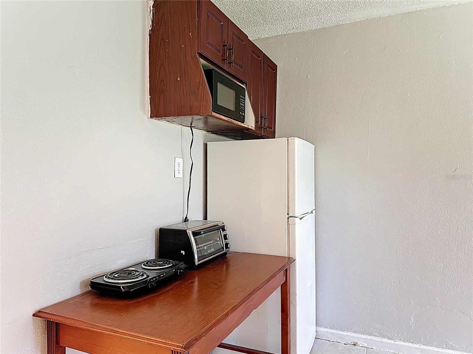 SANDLAKE COURTYARDS CONDO 5901/3515 - Residential