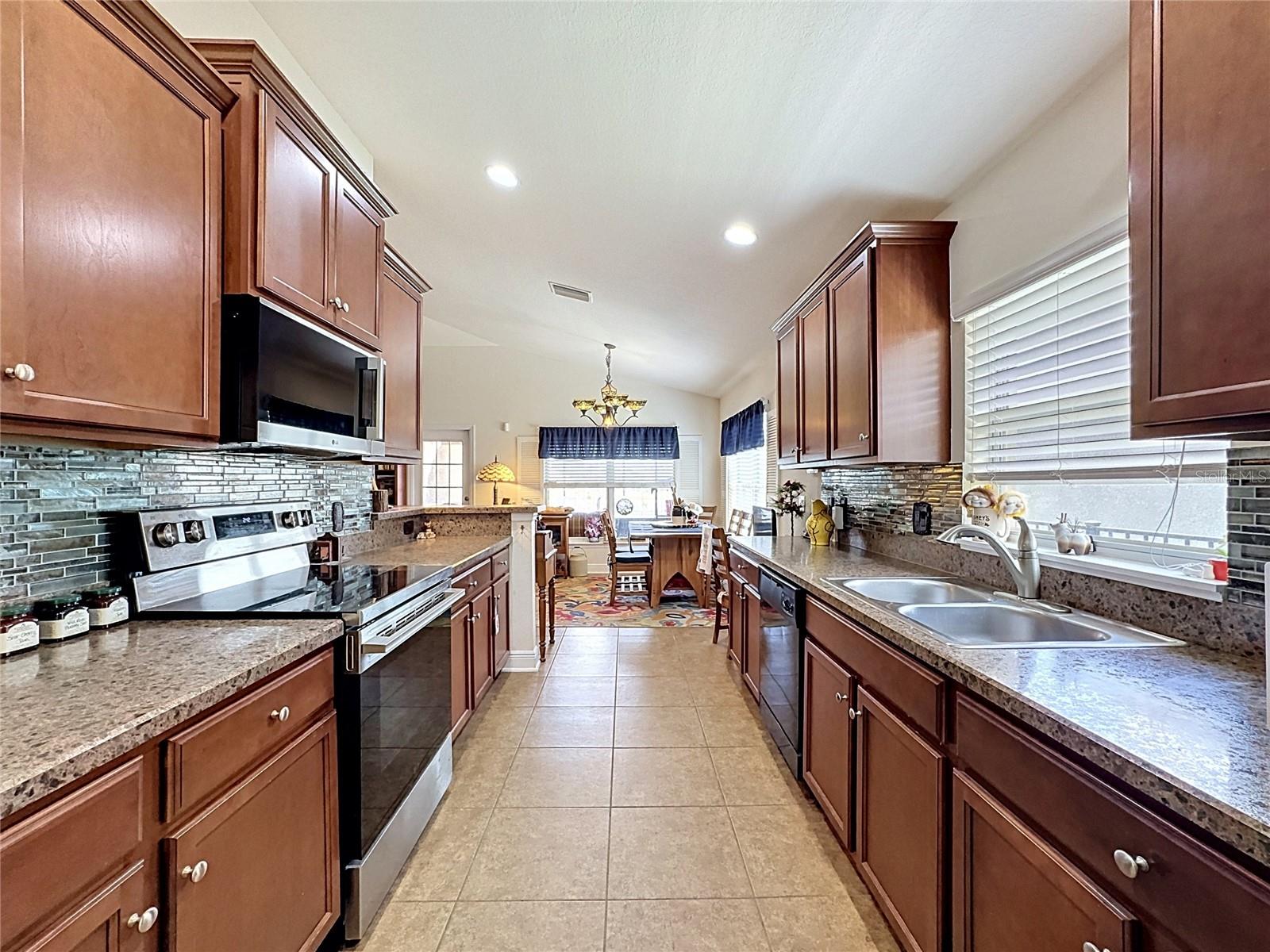 AYERSWORTH GLEN - Residential