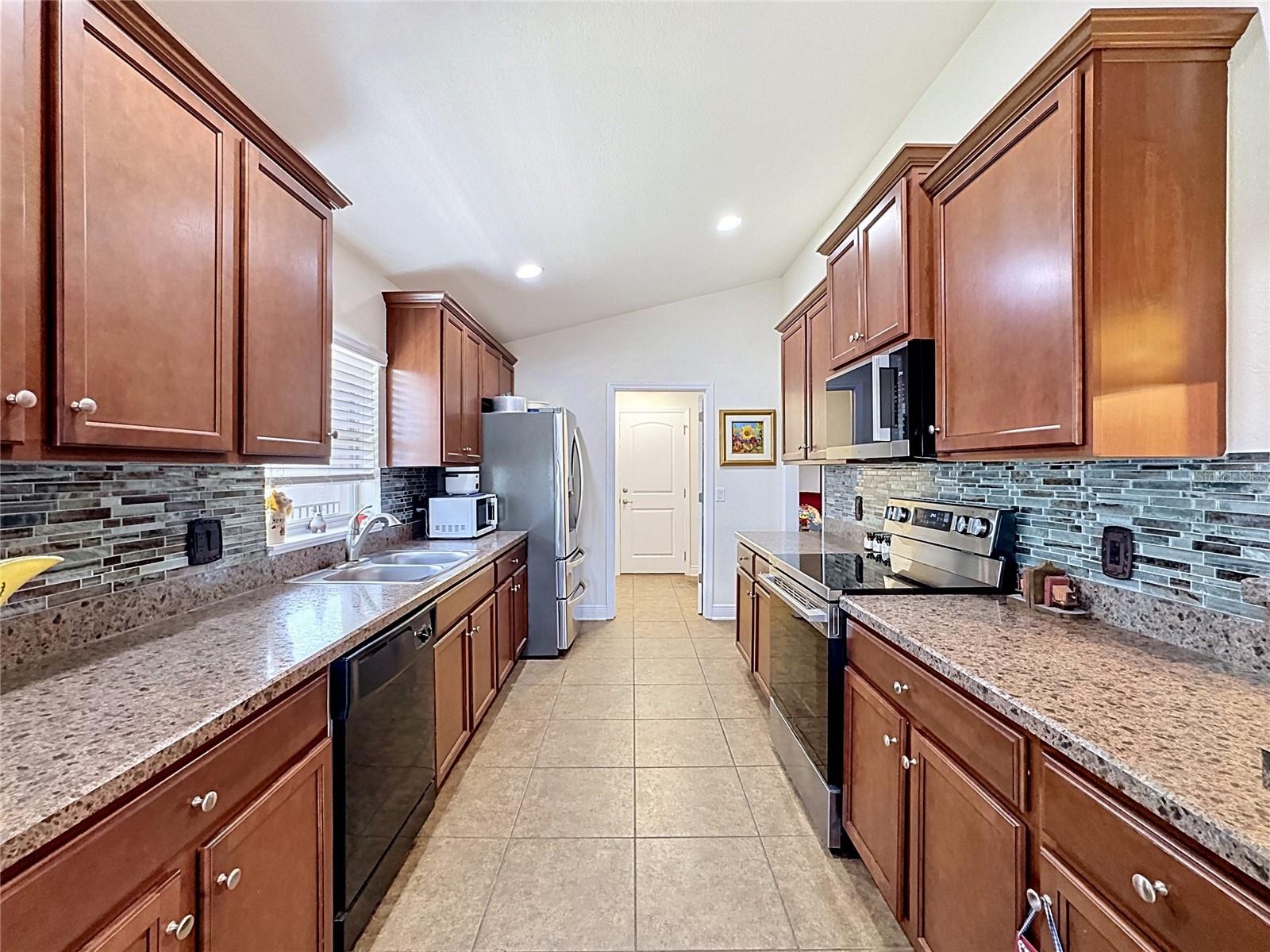 AYERSWORTH GLEN - Residential