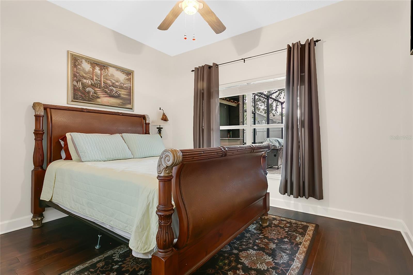 ROYAL OAKS - Residential