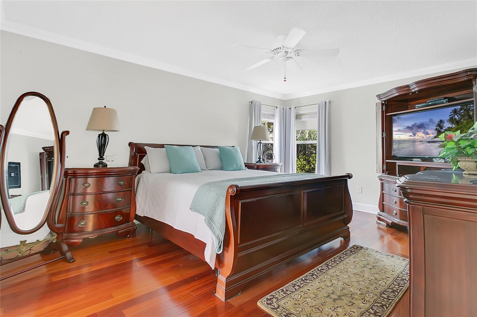 ROYAL OAKS - Residential