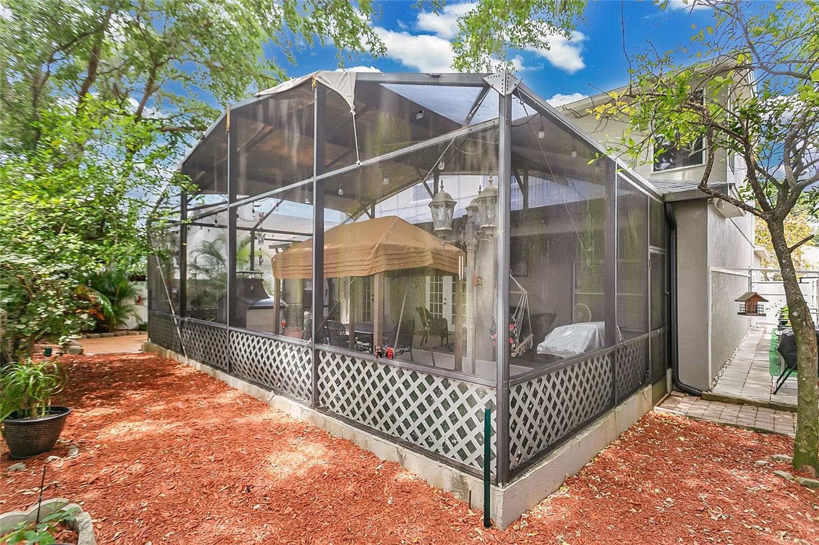 ROYAL OAKS - Residential