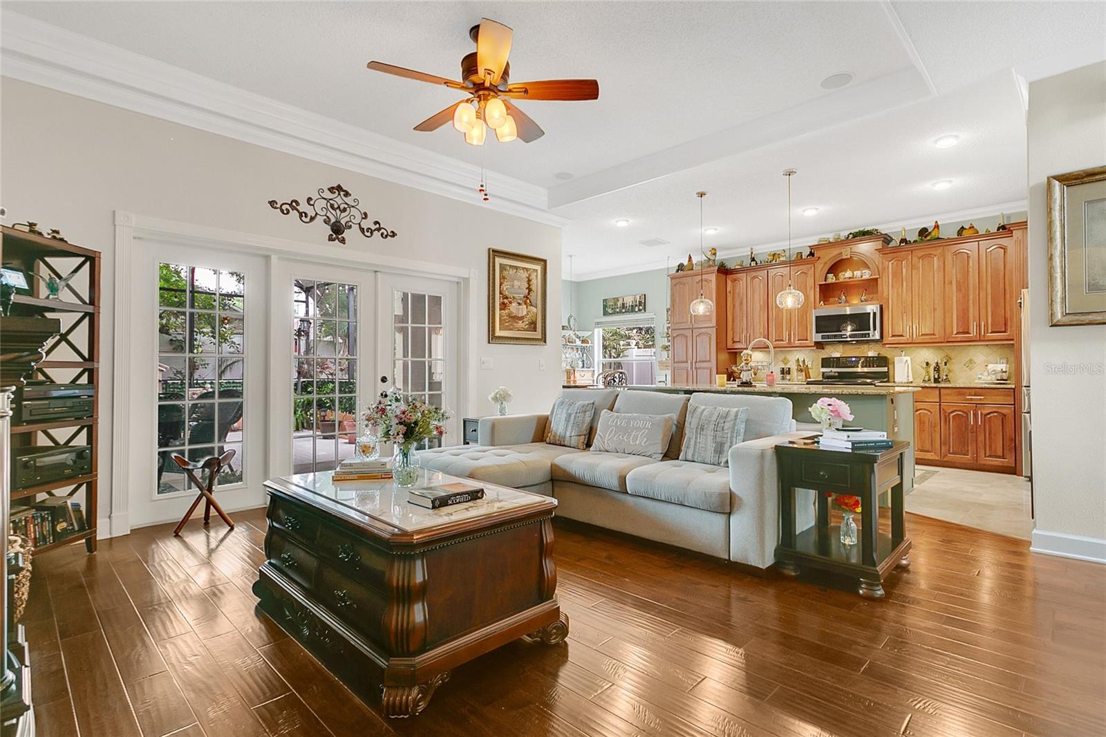 ROYAL OAKS - Residential