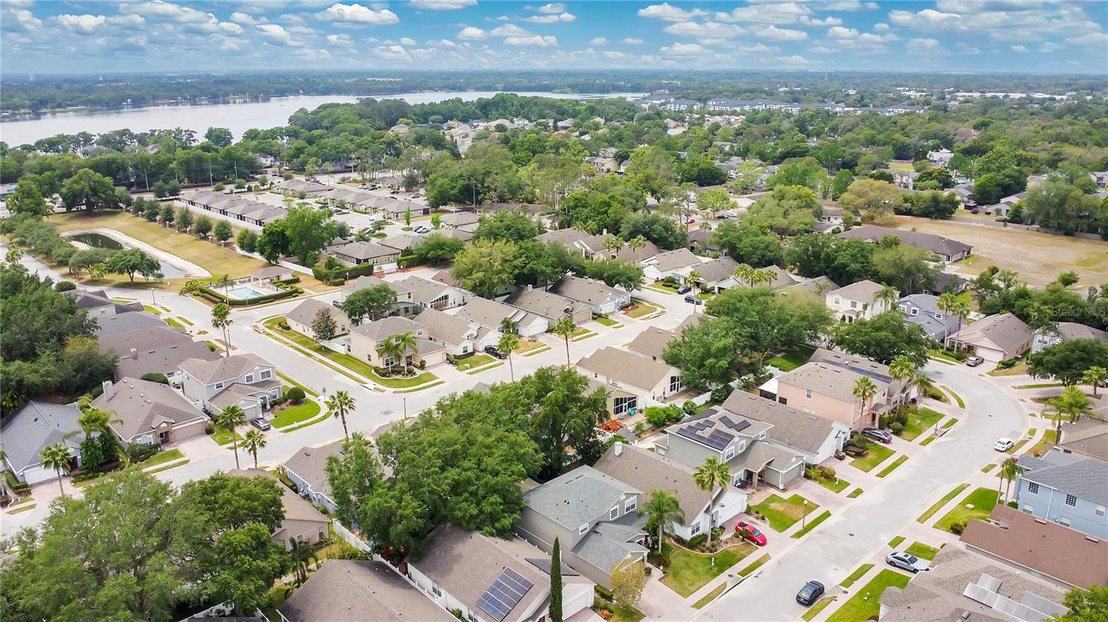 ROYAL OAKS - Residential