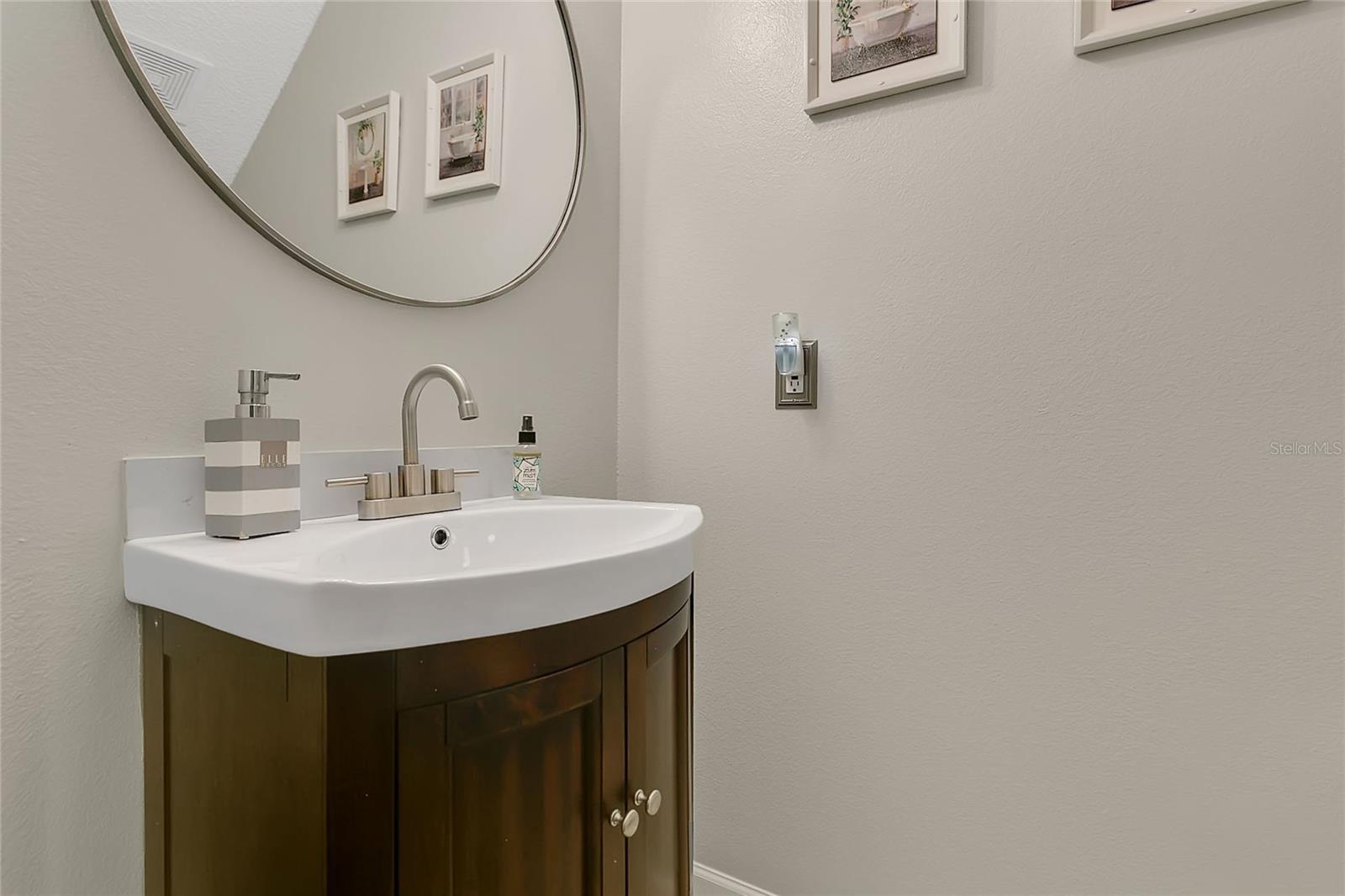 ROYAL OAKS - Residential