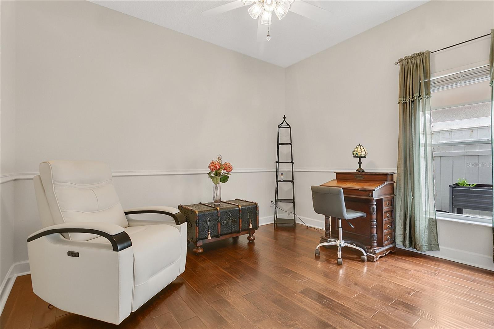 ROYAL OAKS - Residential