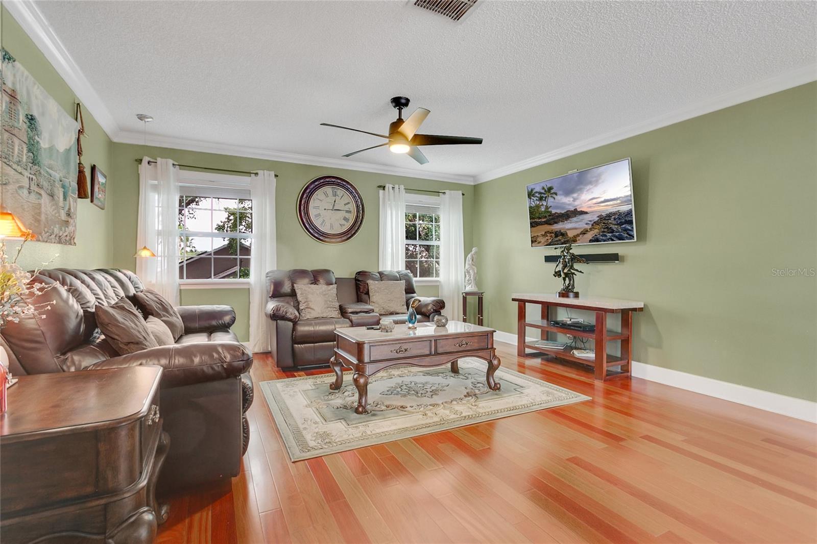 ROYAL OAKS - Residential