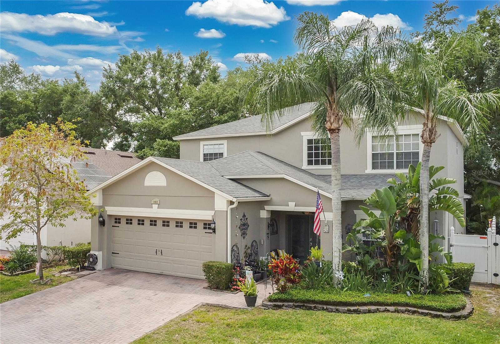 ROYAL OAKS - Residential