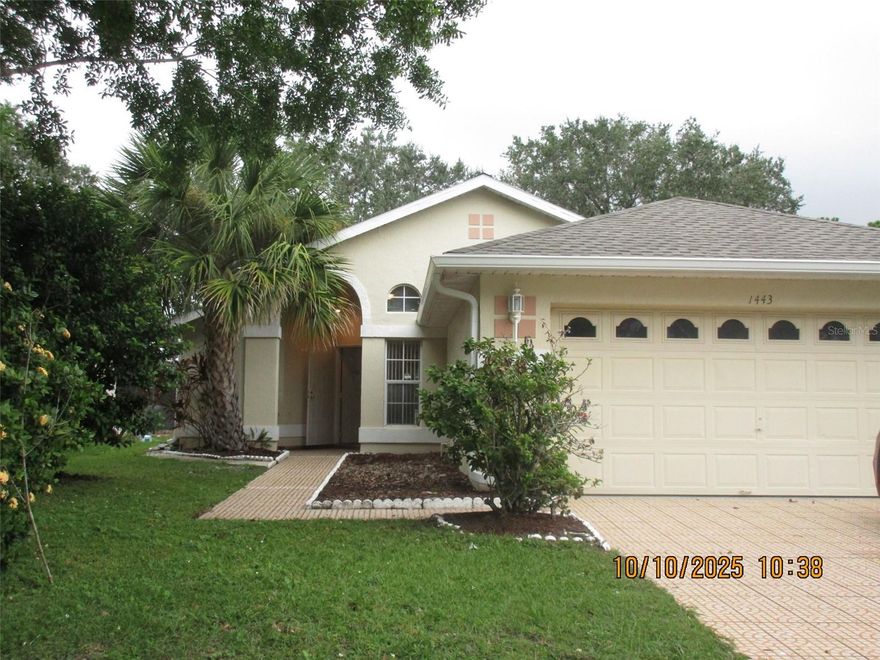 THIS POOL HOME FEATURES 3 BEDROOMS, 2 BATHROOMS, ALL CERAMIC TILE FLOORING, SCREEN ENCLOSED POOL AND PATIO, DOUBLE CAR GARAGE WITH WASHER AND DRYER IN GARAGE LAUNDRY CLOSET. 

THIS PROPERTY WONT LAST LONG!  SCHEDULE YOUR SHOWING TODAY!

ATTACHED TO THE LISTING IS THE APPLICATION AND CRITERIA.

WASHER AND DRYER ARE FOR TENANT CONVENIENCE ONLY. THEY WILL NOT BE REPAIRED/REPLACED SHOULD THEY BECOME INOPERABLE.